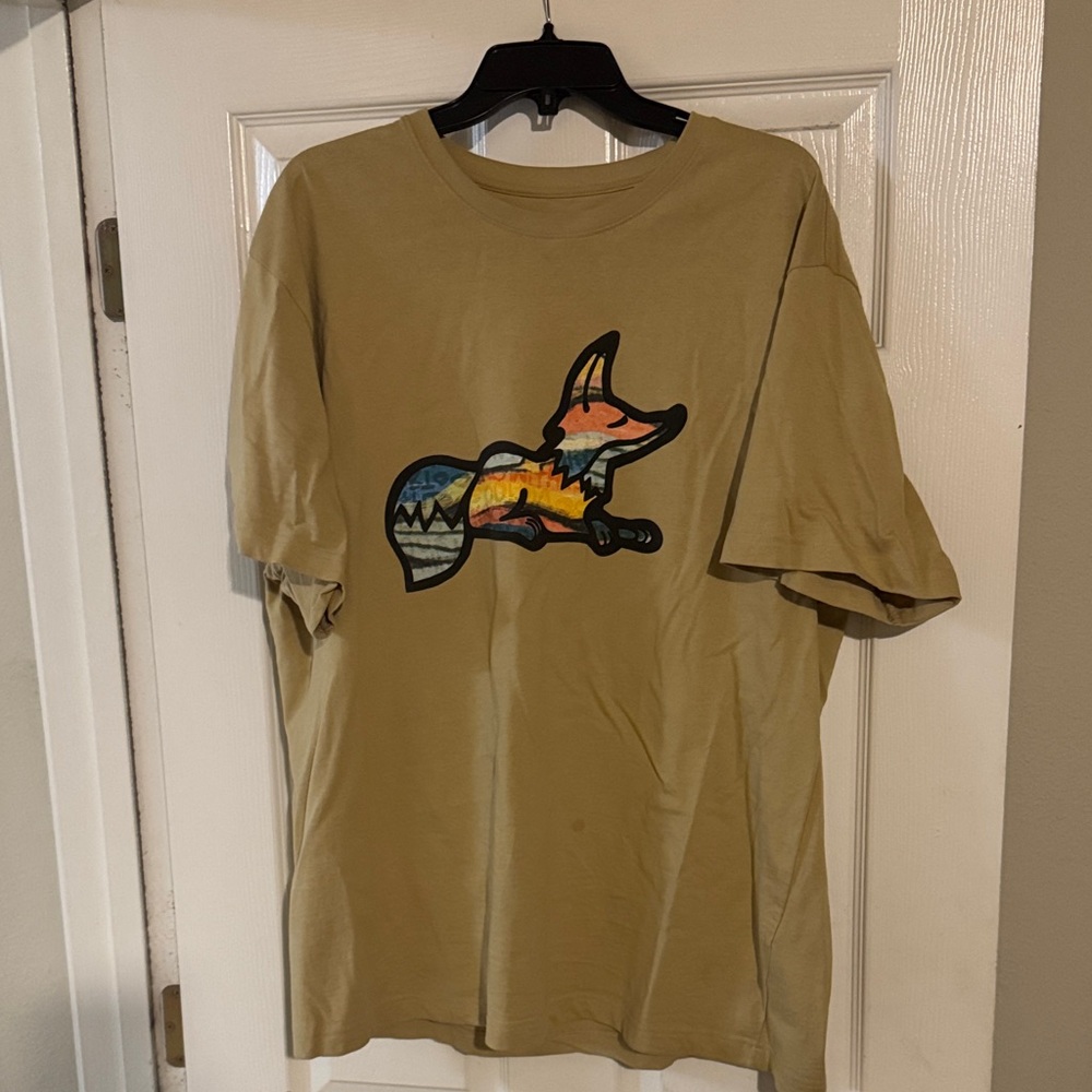 Akoo Tan Graphic T-Shirt